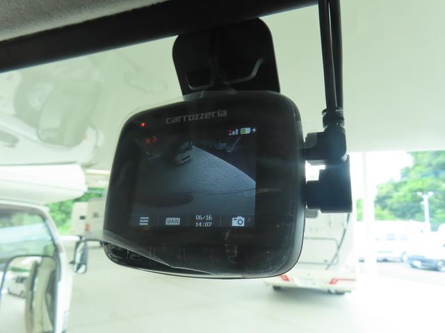 カムロード 東和モータース　ヴォーン　キャンピングカー　家庭用エアコン　ＦＦヒーター　シンク　コンロ　電子レンジ　冷蔵庫（32枚目）