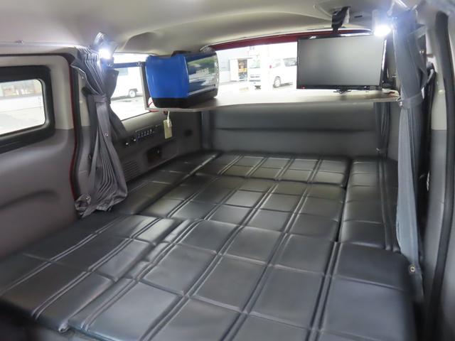 NV200バネットワゴン カスタムセレクト オリジナル FFヒーター テレビ 電子レンジ シングル 走行充電 インバーター400W 外部電源 ソーラーパネル(2枚目)