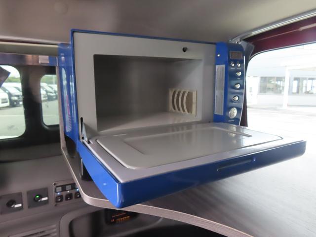 NV200バネットワゴン カスタムセレクト オリジナル FFヒーター テレビ 電子レンジ シングル 走行充電 インバーター400W 外部電源 ソーラーパネル(7枚目)