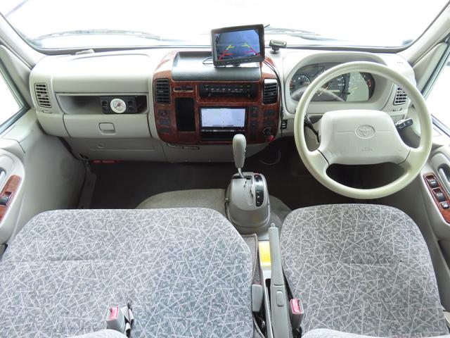 カムロード グローバル キング5.3WD シンク コンロ レンジフード 冷蔵庫 シャワー ボイラー サブバッテリー 走行充電 コンバーター ルーフベント 外部電源 オーニング(18枚目)