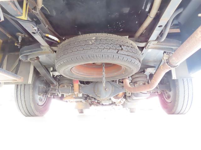 カムロード グローバル キング5.3WD シンク コンロ レンジフード 冷蔵庫 シャワー ボイラー サブバッテリー 走行充電 コンバーター ルーフベント 外部電源 オーニング(25枚目)