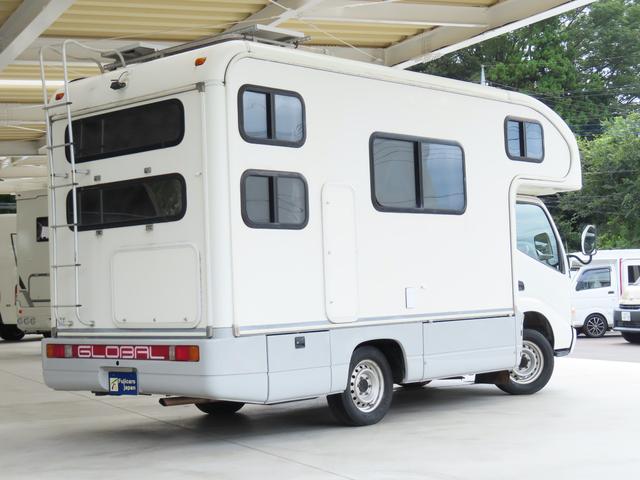 カムロード グローバル キング5.3WD シンク コンロ レンジフード 冷蔵庫 シャワー ボイラー サブバッテリー 走行充電 コンバーター ルーフベント 外部電源 オーニング(28枚目)