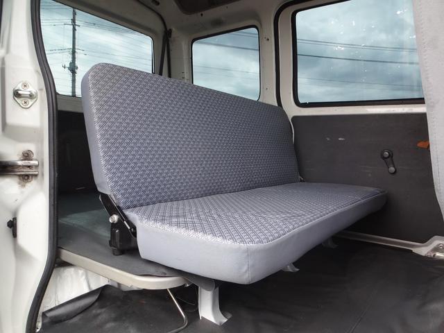 ハイゼットカーゴ スペシャル　４ＷＤ　５速ＭＴ　両側スライドドア　エアコン　ラジオ（21枚目）