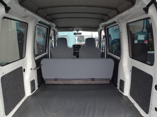 ハイゼットカーゴ スペシャル　４ＷＤ　５速ＭＴ　両側スライドドア　エアコン　ラジオ（25枚目）
