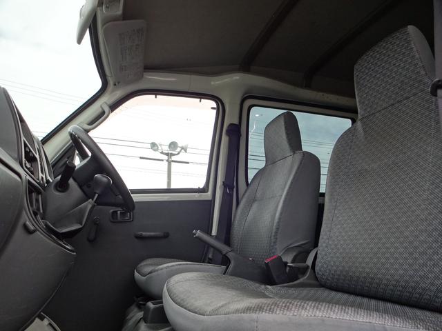 ハイゼットカーゴ スペシャル　４ＷＤ　５速ＭＴ　両側スライドドア　エアコン　ラジオ（28枚目）