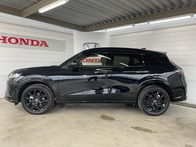 ZR-V e:HEVZ特別仕様車ブラックスタイル 純正9インチコネクトナビ 前後ドライブレコーダー アラウンドビューモニター LEDヘッドランプ スマ-トキ- クルコン ETC車載器 電動シート 記録簿 シートヒーター 本革シート バックカメラ(3枚目)