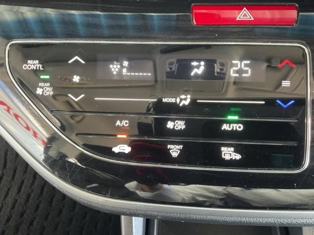 オデッセイハイブリッド ハイブリッドアブソルート・ホンダセンシング 純正9インチナビ リア席モニター 前後ドライブレコーダー ワンオーナー車 サイドカーテンエアバック リアカメラ Pシート フルオートエアコン ABS 整備記録簿 キーレス VSA Wエアバッグ ETC(20枚目)