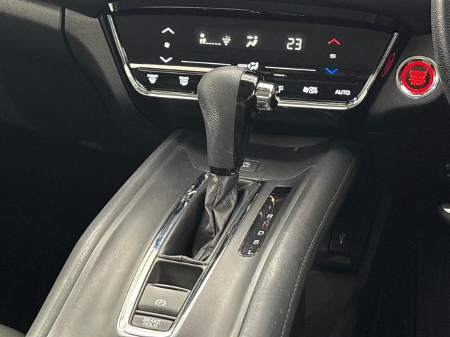 ヴェゼル Ｘ・ホンダセンシング　純正８インチナビ　前後ドライブレコーダー　Ｒカメラ　Ｗエアバッグ　盗難防止　アクティブクルーズコントロール　オートエアコン　ＬＥＤランプ　衝突軽減ブレ－キ　パワステ　カーテンエアバック　ＵＳＢポート（22枚目）