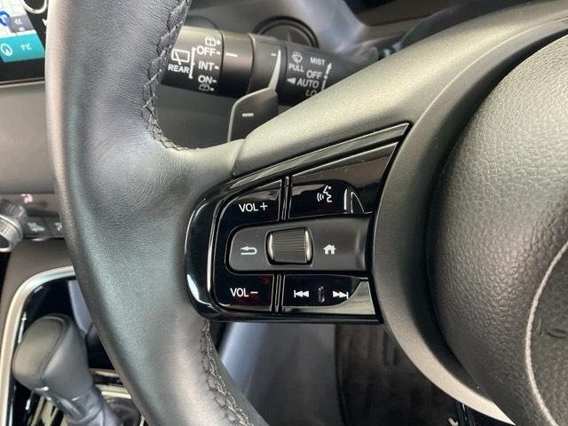 ヴェゼル e:HEVZ 純正9インチナビ 前後ドライブレコーダー 衝突回避支援ブレーキ機能 1オナ スマキ Pトランク フルオートエアコン Dレコ エアバッグ 両席エアバック Rカメ 記録簿付 パワーウィンドウ LEDランプ(20枚目)