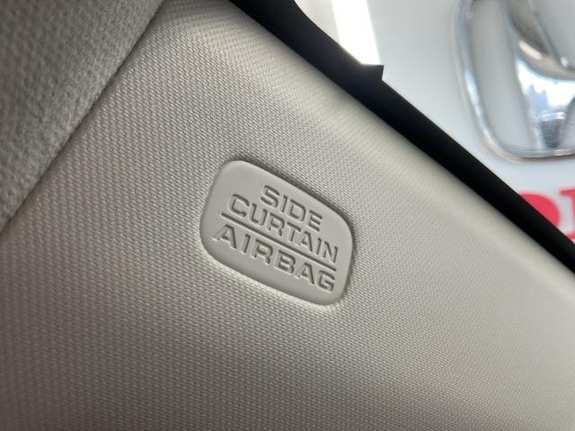 ヴェゼル e:HEVZ 純正9インチナビ 前後ドライブレコーダー 衝突回避支援ブレーキ機能 1オナ スマキ Pトランク フルオートエアコン Dレコ エアバッグ 両席エアバック Rカメ 記録簿付 パワーウィンドウ LEDランプ(38枚目)