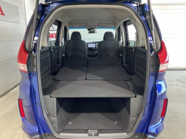 フリード+ G・ホンダセンシング 純正9インチナビ ドライブレコーダー プリクラッシュ Bモニター 両側オートスライドドア パワーウインド スマートキー 両席エアバック PS フルセグ アイドリングS 盗難警報装置 クルコン DVD(12枚目)