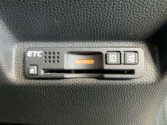 フリード+ G・ホンダセンシング 純正9インチナビ ドライブレコーダー プリクラッシュ Bモニター 両側オートスライドドア パワーウインド スマートキー 両席エアバック PS フルセグ アイドリングS 盗難警報装置 クルコン DVD(18枚目)