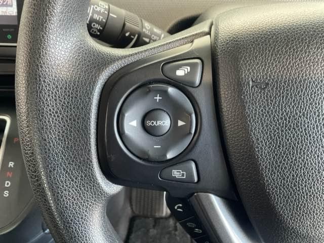 フリード+ G・ホンダセンシング 純正9インチナビ ドライブレコーダー プリクラッシュ Bモニター 両側オートスライドドア パワーウインド スマートキー 両席エアバック PS フルセグ アイドリングS 盗難警報装置 クルコン DVD(20枚目)