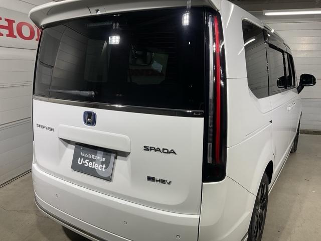 ステップワゴン ｅ：ＨＥＶスパーダ　純正１１．４インチメモリーナビ　１５．６インチリア席モニター　前後ドライブレコーダー　１オーナー　フルオートエアコン　ＥＳＣ　シートヒータ　キーフリー　ＬＥＤヘッドランプ　イモビ　ＡＢＳ　リアカメラ（30枚目）