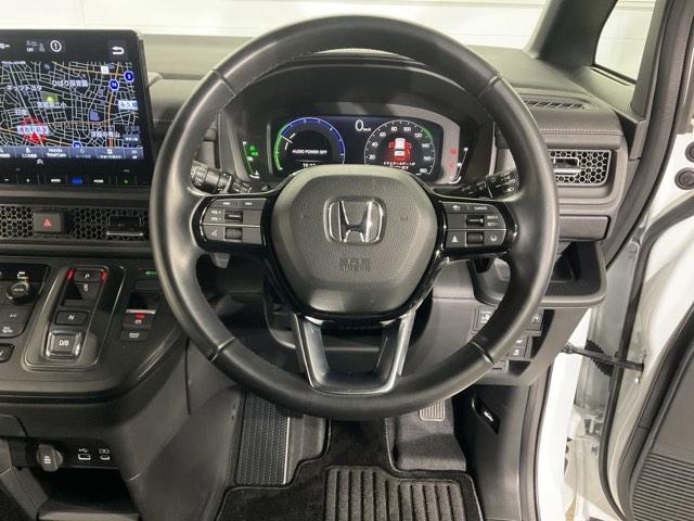 ステップワゴン ｅ：ＨＥＶスパーダ　純正１１．４インチメモリーナビ　１５．６インチリア席モニター　前後ドライブレコーダー　１オーナー　フルオートエアコン　ＥＳＣ　シートヒータ　キーフリー　ＬＥＤヘッドランプ　イモビ　ＡＢＳ　リアカメラ（31枚目）