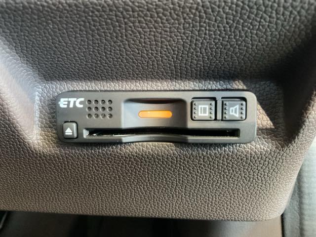 フリード G・ホンダセンシング 純正メモリーナビ リアカメラ 両側パワースライドドア ETC LEDヘッドライト Fセグ 追突被害軽減ブレーキ iストップ Wエアバッグ パワーウィンドウ アクティブクルーズコントロール スマートキ(17枚目)