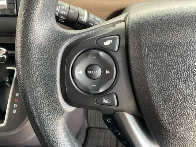 フリード Ｇ・ホンダセンシング　純正メモリーナビ　シートヒーター　ＥＴＣ車載器　両側パワースライドドア　追突被害軽減ブレーキ　ｉストップ　Ｗエアバッグ　パワーウィンドウ　１オ－ナ－　アクティブクルーズコントロール　スマートキ　ＶＳＡ（19枚目）