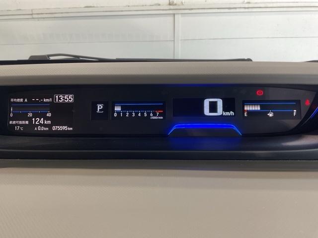 フリード Ｇ・ホンダセンシング　純正メモリーナビ　シートヒーター　ＥＴＣ車載器　両側パワースライドドア　追突被害軽減ブレーキ　ｉストップ　Ｗエアバッグ　パワーウィンドウ　１オ－ナ－　アクティブクルーズコントロール　スマートキ　ＶＳＡ（28枚目）