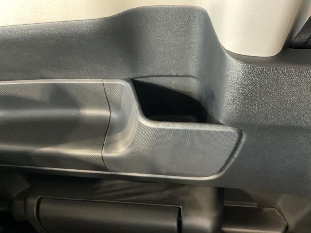 フリード Ｇ・ホンダセンシング　純正メモリーナビ　シートヒーター　ＥＴＣ車載器　両側パワースライドドア　追突被害軽減ブレーキ　ｉストップ　Ｗエアバッグ　パワーウィンドウ　１オ－ナ－　アクティブクルーズコントロール　スマートキ　ＶＳＡ（36枚目）