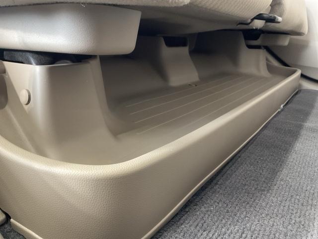 Ｎ－ＷＧＮ Ｇ・Ａパッケージ　ＣＤチューナー　サイドエアバッグ　サイドカーテンエアバッグ　ＨＩＤヘッドライトＣＴＢＡ　セキュリティー　ＡＵＴＯエアコン　パワーウインドウ　スマートキー　ワンオーナー車　ＥＳＣ　運転席助手席エアバック（30枚目）