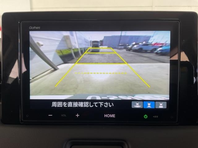 ヴェゼル ｅ：ＨＥＶＺ　ディスプレイオーディオ　シートヒーター　ブラインドスポットディスプレイ　ステアリングヒーター　衝突回避支援ブレーキ機能　１オナ　スマキ　Ｐトランク　フルオートエアコン　エアバッグ　両席エアバック（15枚目）