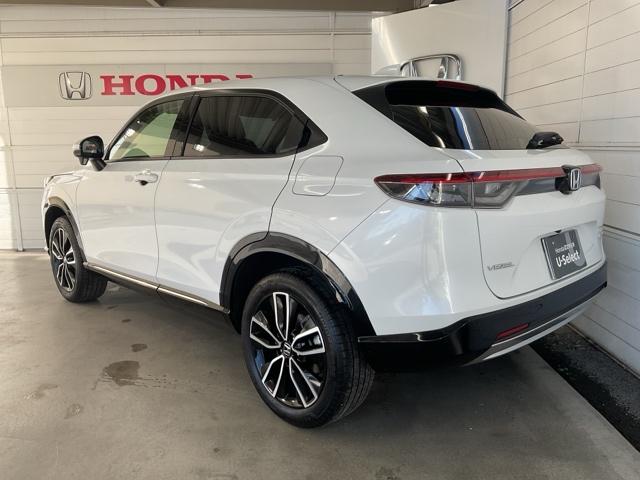 ヴェゼル ｅ：ＨＥＶＺ　ディスプレイオーディオ　シートヒーター　ブラインドスポットディスプレイ　ステアリングヒーター　衝突回避支援ブレーキ機能　１オナ　スマキ　Ｐトランク　フルオートエアコン　エアバッグ　両席エアバック（26枚目）