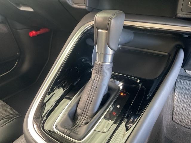 ヴェゼル ｅ：ＨＥＶＺ　ディスプレイオーディオ　シートヒーター　ブラインドスポットディスプレイ　ステアリングヒーター　衝突回避支援ブレーキ機能　１オナ　スマキ　Ｐトランク　フルオートエアコン　エアバッグ　両席エアバック（31枚目）