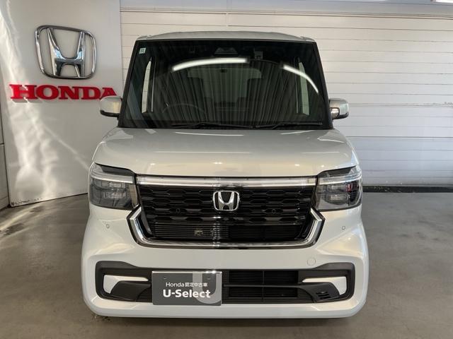 N-BOXカスタム ベースグレード 純正9インチコネクトナビ 前後ドライブレコーダー シートヒーター ETC車載器 LEDヘッドライト USB接続 CMBS Dレコ 禁煙 オートエアコン スマートキ 盗難防止装置 クルコン バックカメラ(3枚目)