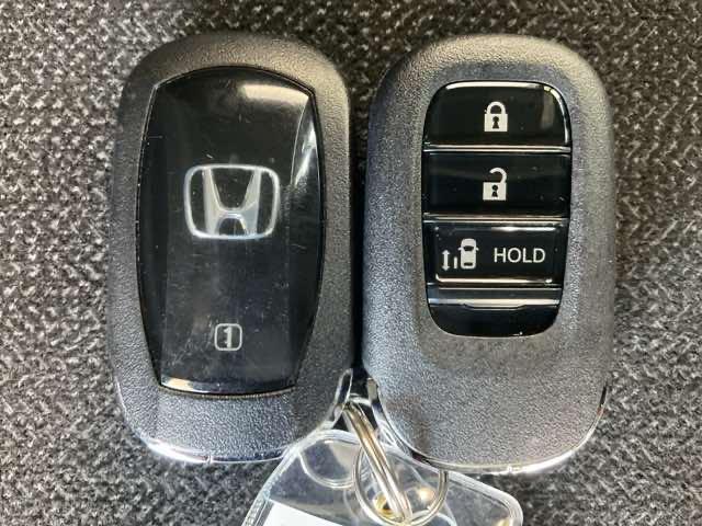 N-BOXカスタム ベースグレード 純正9インチコネクトナビ 前後ドライブレコーダー シートヒーター ETC車載器 LEDヘッドライト USB接続 CMBS Dレコ 禁煙 オートエアコン スマートキ 盗難防止装置 クルコン バックカメラ(30枚目)