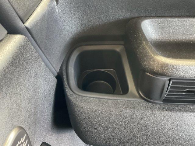 N-BOXカスタム ベースグレード 純正9インチコネクトナビ 前後ドライブレコーダー シートヒーター ETC車載器 LEDヘッドライト USB接続 CMBS Dレコ 禁煙 オートエアコン スマートキ 盗難防止装置 クルコン バックカメラ(34枚目)