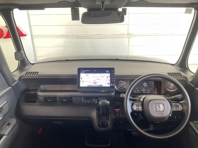 N-BOXカスタム ベースグレード 純正9インチ画面コネクトナビ 前後ドライブレコーダー ETC車載器 両側パワースライドドア シートヒーター LEDヘッドライト W電動ドア USB接続 CMBS Dレコ オートエアコン スマートキ(7枚目)