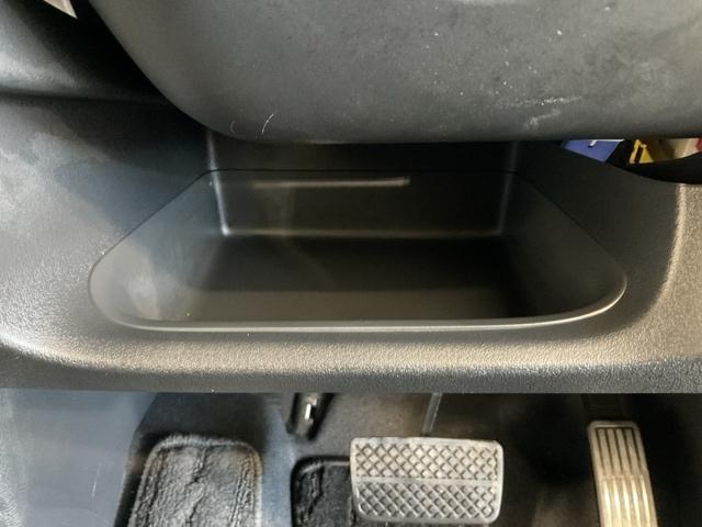 N-BOXカスタム ベースグレード 純正9インチ画面コネクトナビ 前後ドライブレコーダー ETC車載器 両側パワースライドドア シートヒーター LEDヘッドライト W電動ドア USB接続 CMBS Dレコ オートエアコン スマートキ(39枚目)