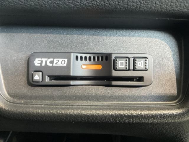 オデッセイハイブリッド ｅ：ＨＥＶアブソルート・ＥＸ　純正１０インチナビ　前後ドライブレコーダー　リモコンエンジンスターター　シートヒーター　ハンズフリーテールゲート　ＥＴＣ２．０車載器　電動Ｒゲート　ＬＥＤライト　シ－トヒ－タ－　両側ＰＳＤ　Ｐアシスト（18枚目）