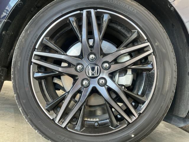 オデッセイハイブリッド ｅ：ＨＥＶアブソルート・ＥＸ　純正１０インチナビ　前後ドライブレコーダー　リモコンエンジンスターター　シートヒーター　ハンズフリーテールゲート　ＥＴＣ２．０車載器　電動Ｒゲート　ＬＥＤライト　シ－トヒ－タ－　両側ＰＳＤ　Ｐアシスト（23枚目）