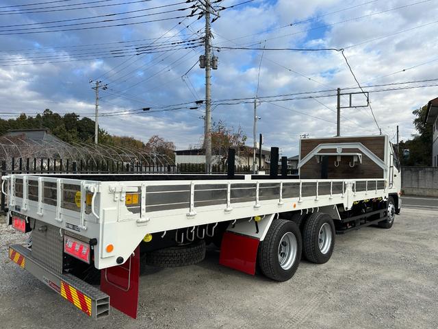 ファイター 　大型　トラック　２デフ　増トン　３軸　低床　ワイド　平ボディ　１１．８トン　平　トラック　強化ボディ　大型トラック（16枚目）