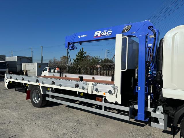 フォワード 　５段クレーン　ラジコン　フックイン　増トン　セルフ　セルフクレーン　ハイジャッキ　ワイドボディ　平ボディ　７．１トントラック　タダノ　平クレーン　回送車　ローダー　中古トラック　重機運搬車　ユニック（15枚目）