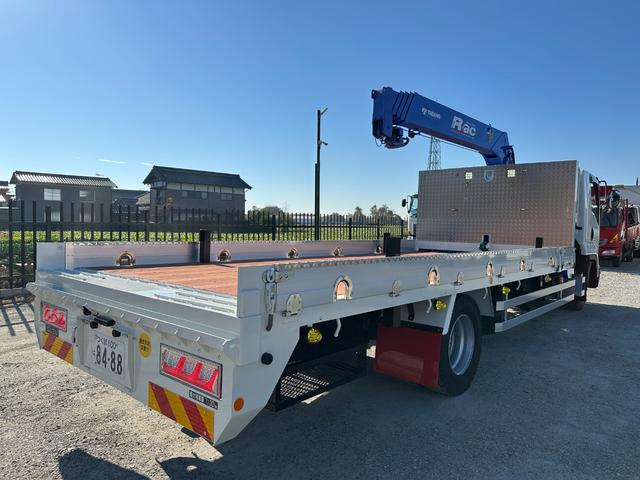 フォワード 　５段クレーン　ラジコン　フックイン　増トン　セルフ　セルフクレーン　ハイジャッキ　ワイドボディ　平ボディ　７．１トントラック　タダノ　平クレーン　回送車　ローダー　中古トラック　重機運搬車　ユニック（20枚目）