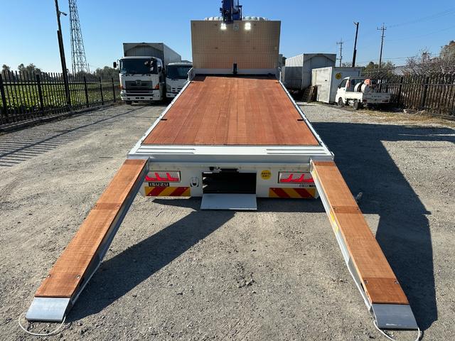 フォワード 　５段クレーン　ラジコン　フックイン　増トン　セルフ　セルフクレーン　ハイジャッキ　ワイドボディ　平ボディ　７．１トントラック　タダノ　平クレーン　回送車　ローダー　中古トラック　重機運搬車　ユニック（34枚目）