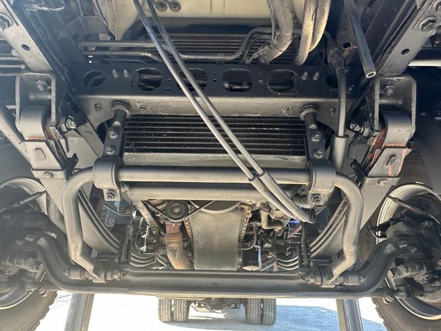 フォワード 　５段クレーン　ラジコン　フックイン　増トン　セルフ　セルフクレーン　ハイジャッキ　ワイドボディ　平ボディ　７．１トントラック　タダノ　平クレーン　回送車　ローダー　中古トラック　重機運搬車　ユニック（44枚目）