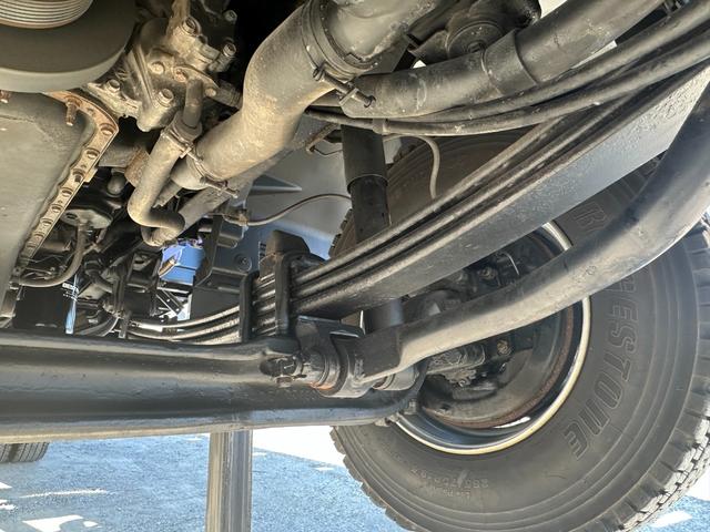 フォワード 　５段クレーン　ラジコン　フックイン　増トン　セルフ　セルフクレーン　ハイジャッキ　ワイドボディ　平ボディ　７．１トントラック　タダノ　平クレーン　回送車　ローダー　中古トラック　重機運搬車　ユニック（46枚目）