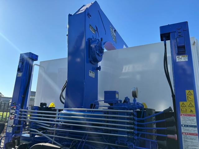 フォワード 　５段クレーン　ラジコン　フックイン　増トン　セルフ　セルフクレーン　ハイジャッキ　ワイドボディ　平ボディ　７．１トントラック　タダノ　平クレーン　回送車　ローダー　中古トラック　重機運搬車　ユニック（57枚目）