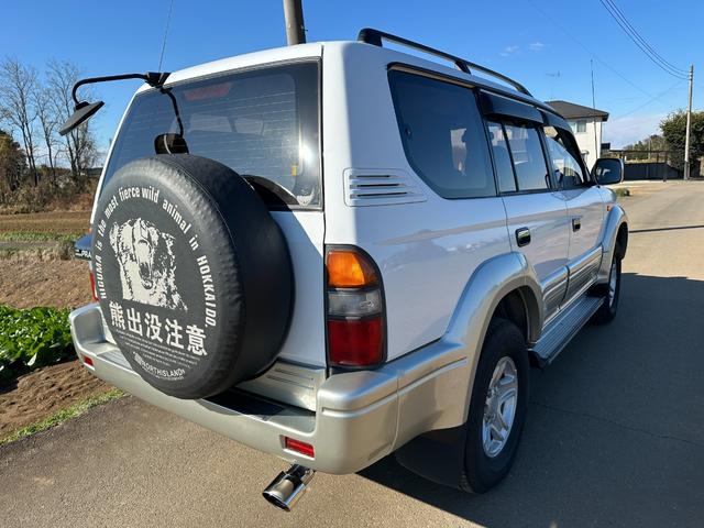 ランドクルーザープラド TXリミテッド 3.0TX ディーゼル 4WD 寒冷地仕様 8人乗り サンルーフ KDJ95W ターボ SUV(13枚目)