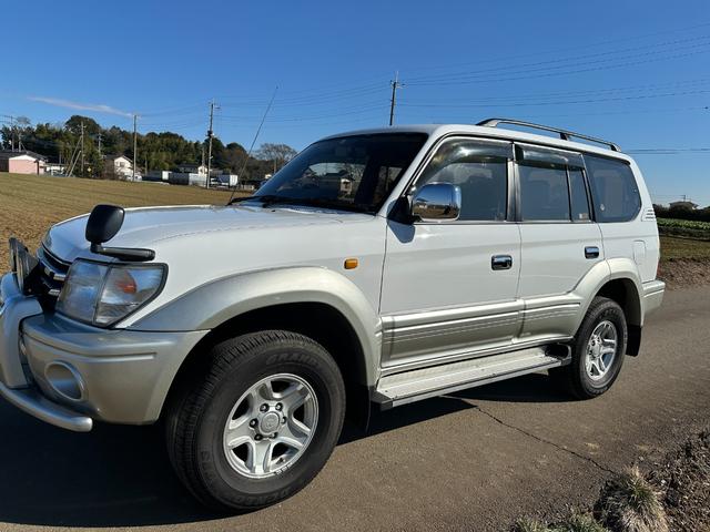 ランドクルーザープラド TXリミテッド 3.0TX ディーゼル 4WD 寒冷地仕様 8人乗り サンルーフ KDJ95W ターボ SUV(19枚目)