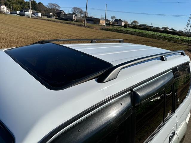 ランドクルーザープラド TXリミテッド 3.0TX ディーゼル 4WD 寒冷地仕様 8人乗り サンルーフ KDJ95W ターボ SUV(23枚目)