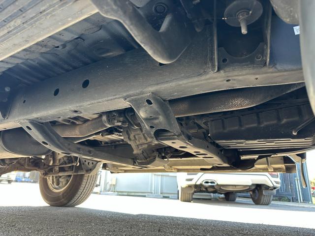 ランドクルーザープラド TXリミテッド 3.0TX ディーゼル 4WD 寒冷地仕様 8人乗り サンルーフ KDJ95W ターボ SUV(30枚目)