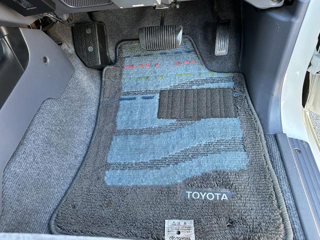 ランドクルーザープラド TXリミテッド 3.0TX ディーゼル 4WD 寒冷地仕様 8人乗り サンルーフ KDJ95W ターボ SUV(48枚目)