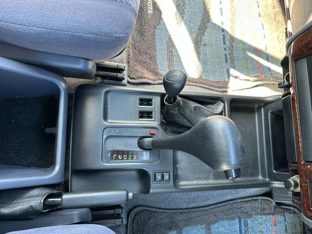 ランドクルーザープラド TXリミテッド 3.0TX ディーゼル 4WD 寒冷地仕様 8人乗り サンルーフ KDJ95W ターボ SUV(55枚目)