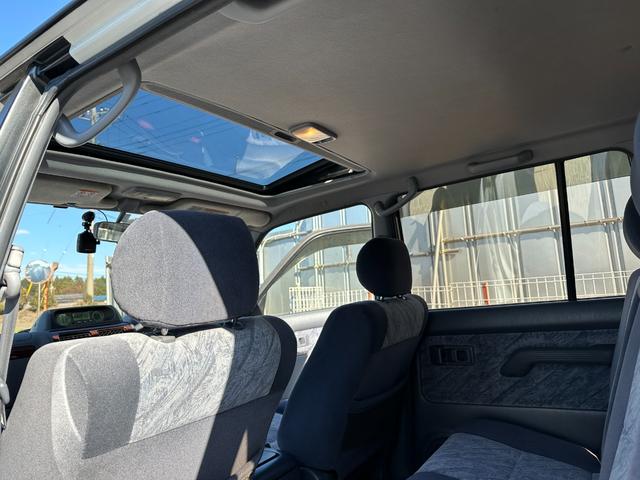 ランドクルーザープラド TXリミテッド 3.0TX ディーゼル 4WD 寒冷地仕様 8人乗り サンルーフ KDJ95W ターボ SUV(65枚目)