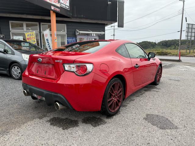 BRZ R メモリーナビ HIDヘッドライト アルミホイール キーレスエントリー 盗難防止システム 横滑り防止装置 衝突安全ボディ エアバッグ エアコン パワーステアリング パワーウィンドウ ABS(3枚目)