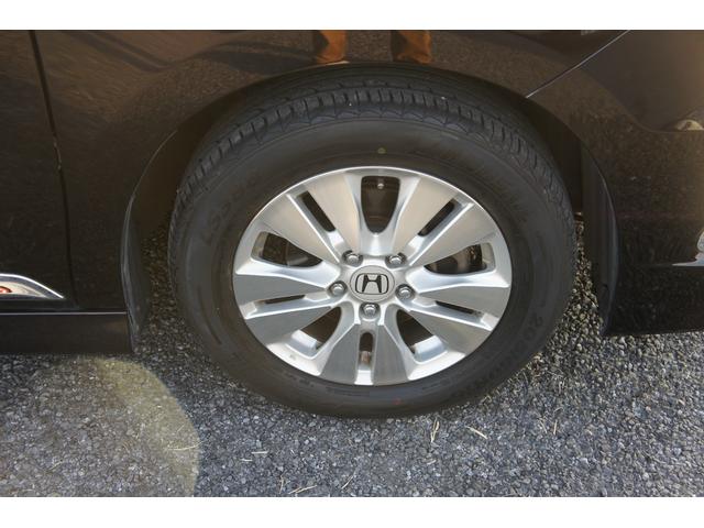 ステップワゴンスパーダ Ｚ　アラウンドビューモニター　リアフリップダウンモニター　スマートキー　両側パワースライドドア　純正ナビ　バックカメラ　ＨＩＤライト　ＨＩＤフォグ　ＥＴＣ（17枚目）